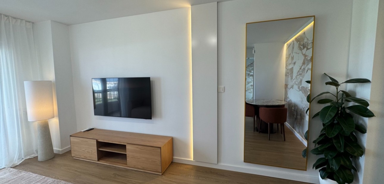 Sale - Apartment / flat -
Orihuela Costa - Punta Prima