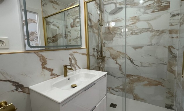 Sale - Apartment / flat -
Orihuela Costa - Punta Prima