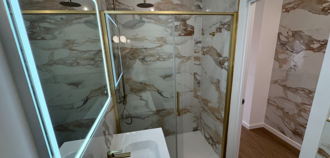 Sale - Apartment / flat -
Orihuela Costa - Punta Prima