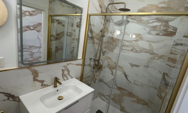 Sale - Apartment / flat -
Orihuela Costa - Punta Prima