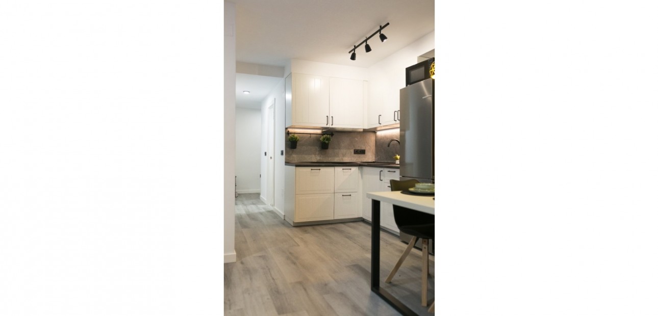 Sale - Apartment / flat -
Torrevieja