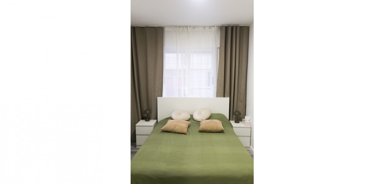 Sale - Apartment / flat -
Torrevieja