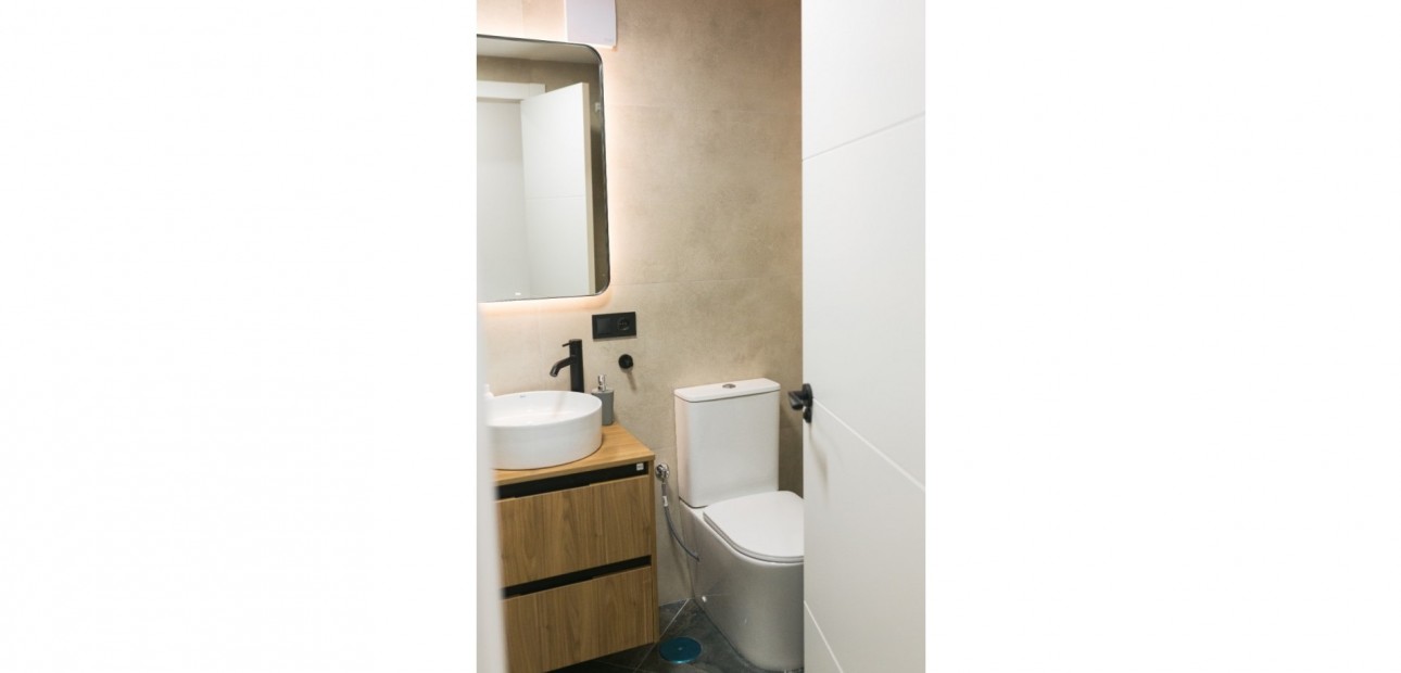 Sale - Apartment / flat -
Torrevieja