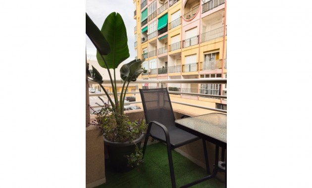 Sale - Apartment / flat -
Torrevieja