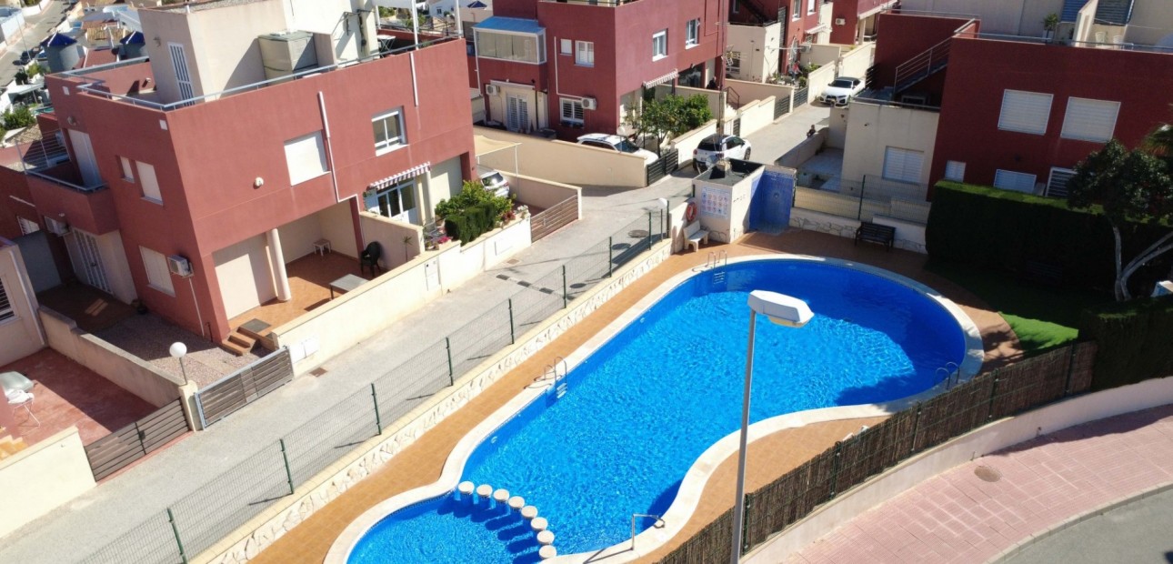 Sale - Townhouse -
Orihuela Costa - Villamartin