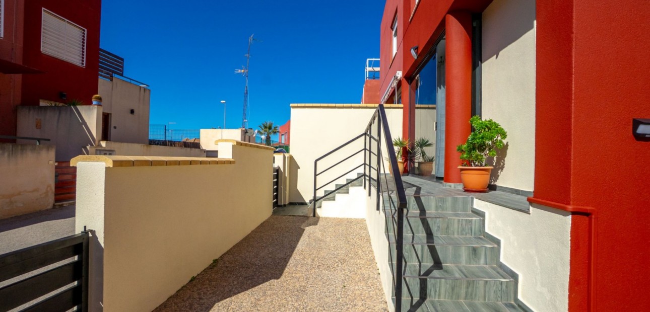 Sale - Townhouse -
Orihuela Costa - Villamartin