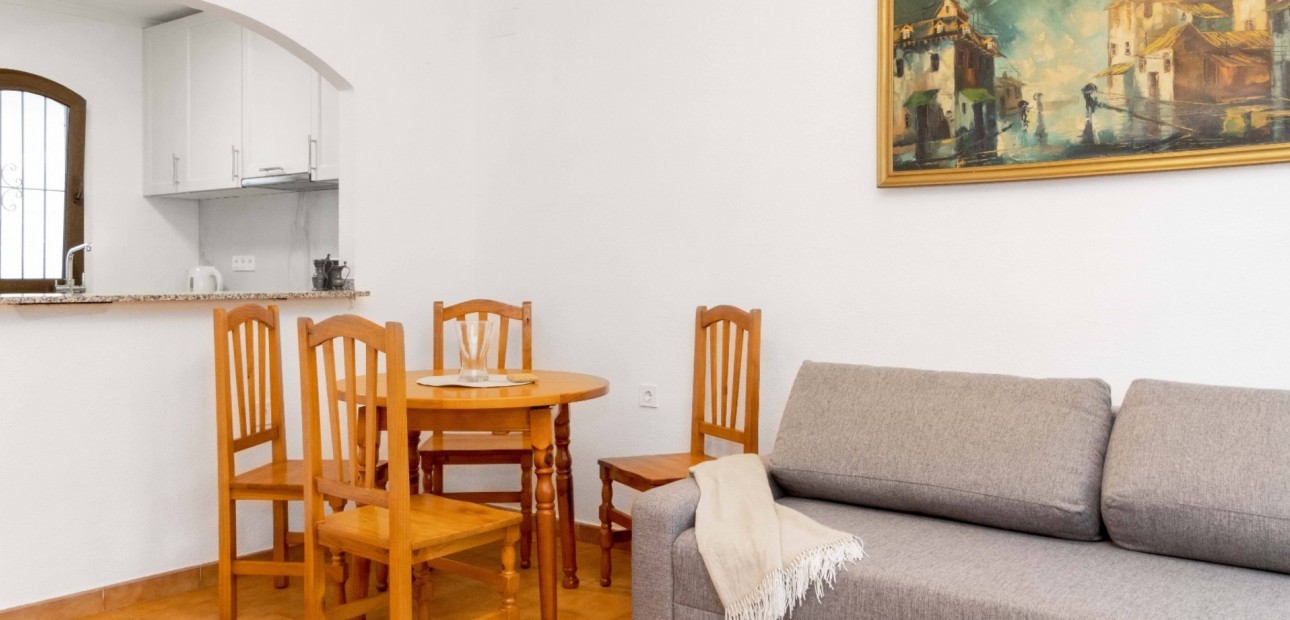 Sale - Townhouse -
Orihuela Costa - La Zenia