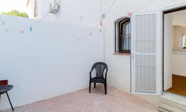 Sale - Townhouse -
Orihuela Costa - La Zenia