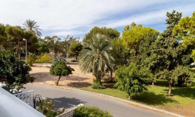 Sale - Townhouse -
Orihuela Costa - La Zenia