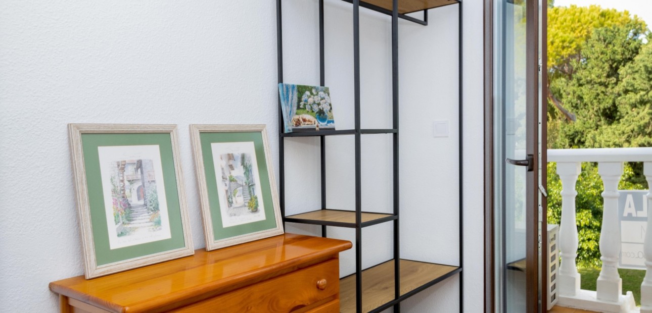 Sale - Townhouse -
Orihuela Costa - La Zenia