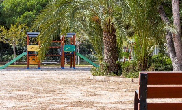 Sale - Townhouse -
Orihuela Costa - La Zenia