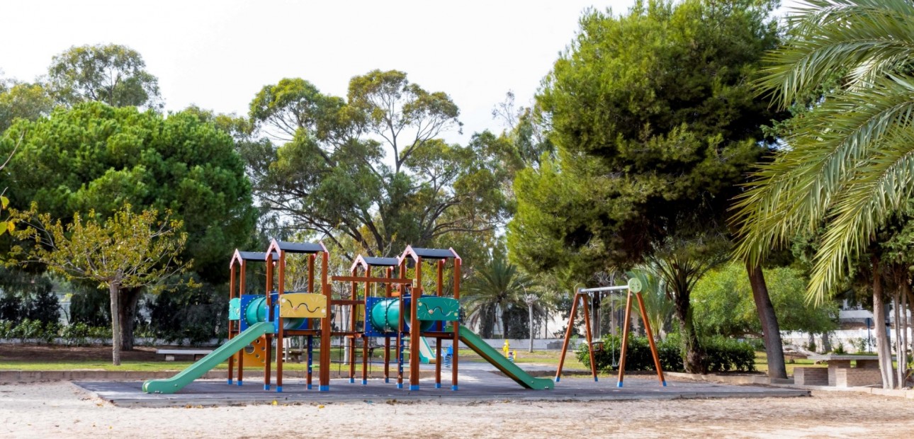 Sale - Townhouse -
Orihuela Costa - La Zenia