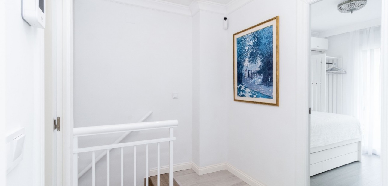 Sale - Townhouse -
Orihuela Costa - La Zenia