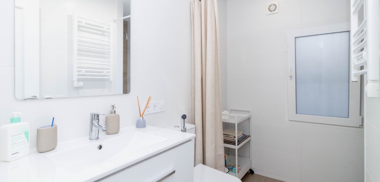 Sale - Townhouse -
Orihuela Costa - La Zenia