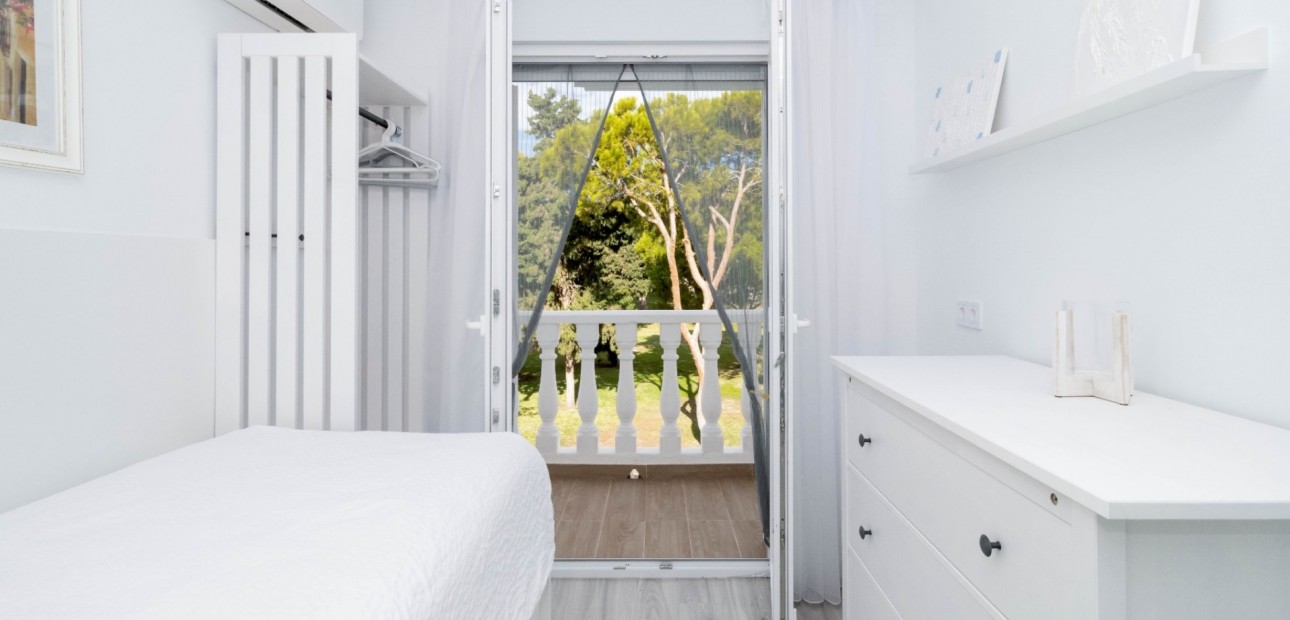 Sale - Townhouse -
Orihuela Costa - La Zenia