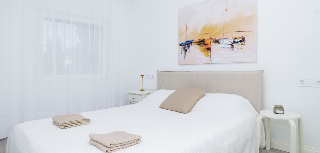 Sale - Townhouse -
Orihuela Costa - La Zenia