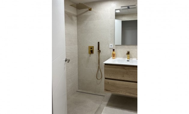 Sale - Apartment / flat -
Torrevieja