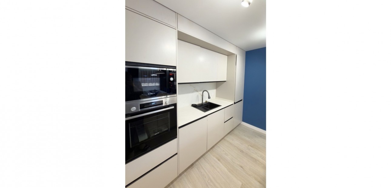 Sale - Apartment / flat -
Torrevieja