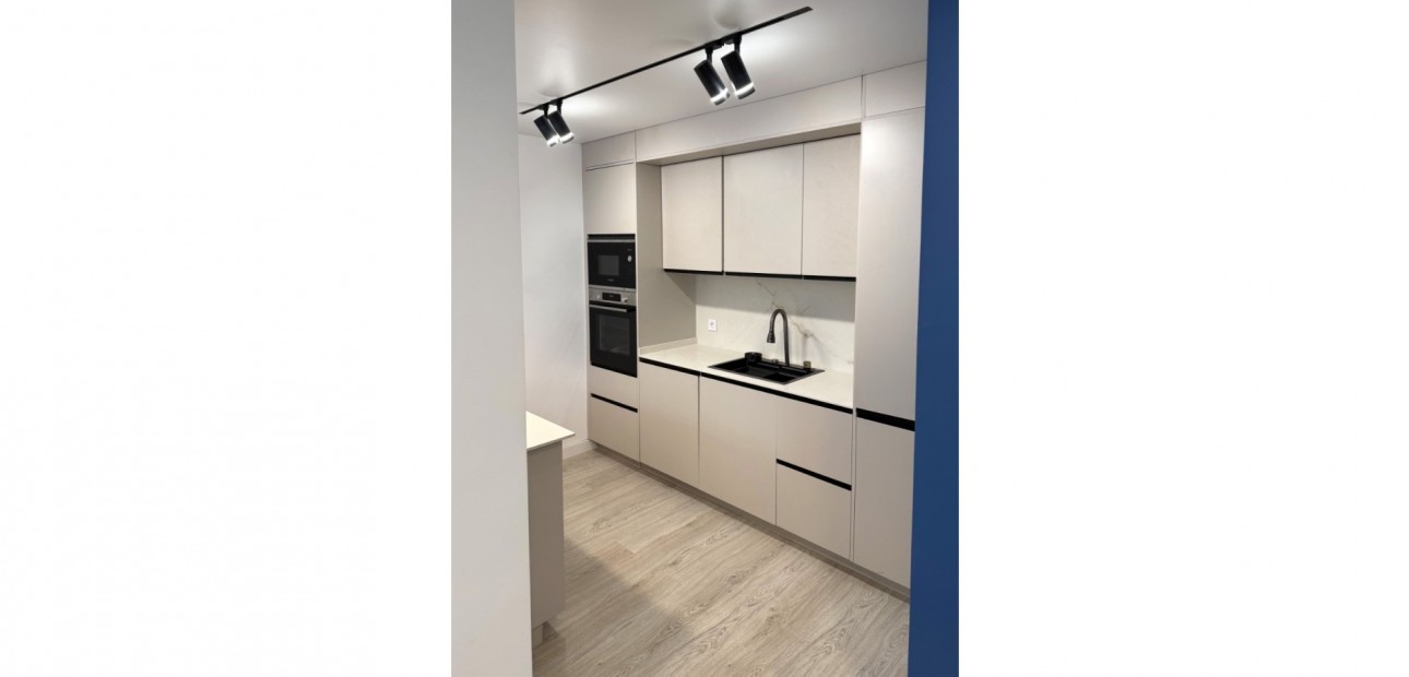 Sale - Apartment / flat -
Torrevieja