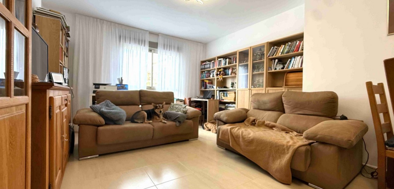 Sale - Apartment / flat -
San Miguel de Salinas - San Miguel - Town