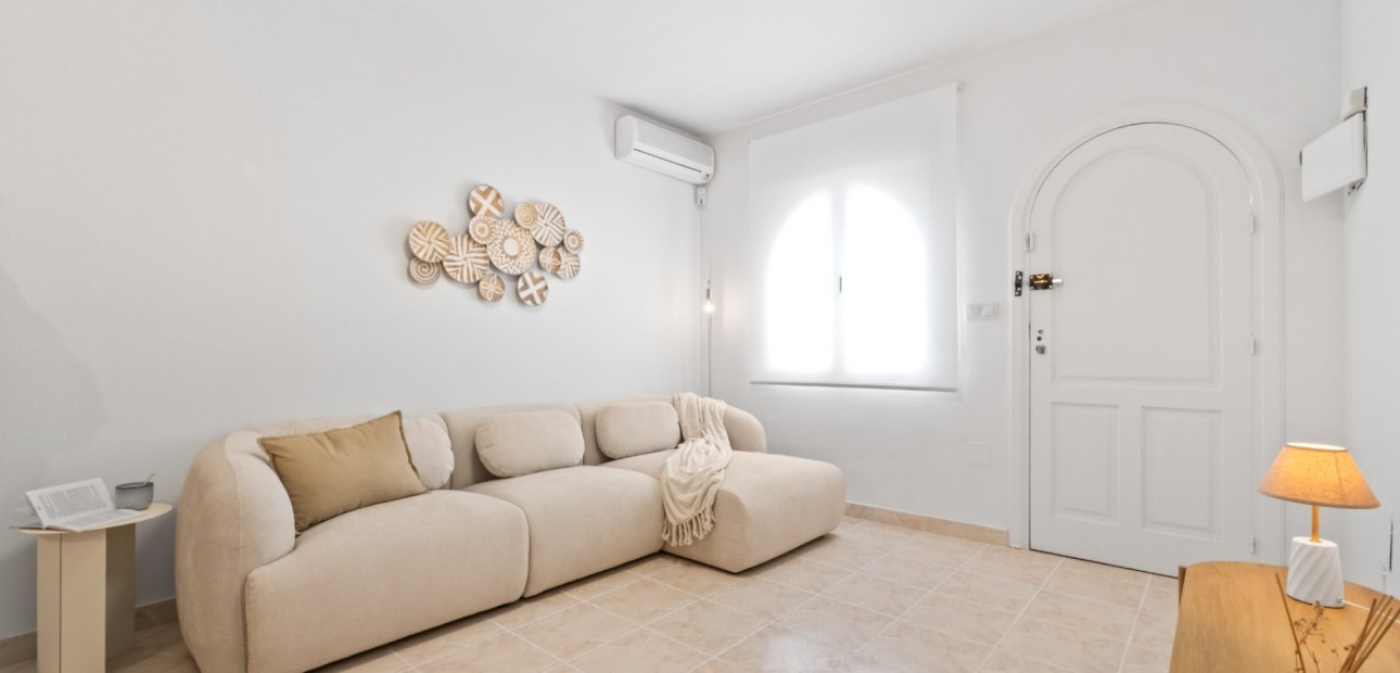 Sale - Townhouse -
Orihuela Costa - La Florida