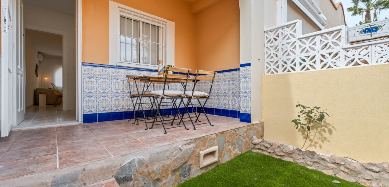 Sale - Townhouse -
Orihuela Costa - La Florida