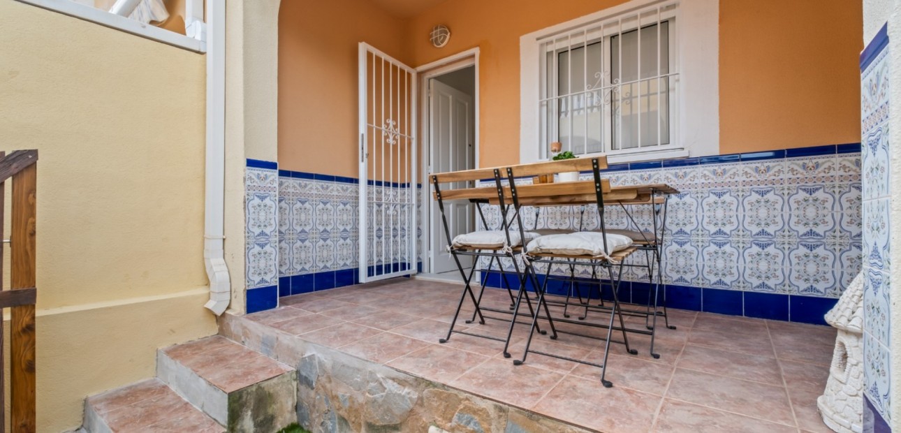 Sale - Townhouse -
Orihuela Costa - La Florida