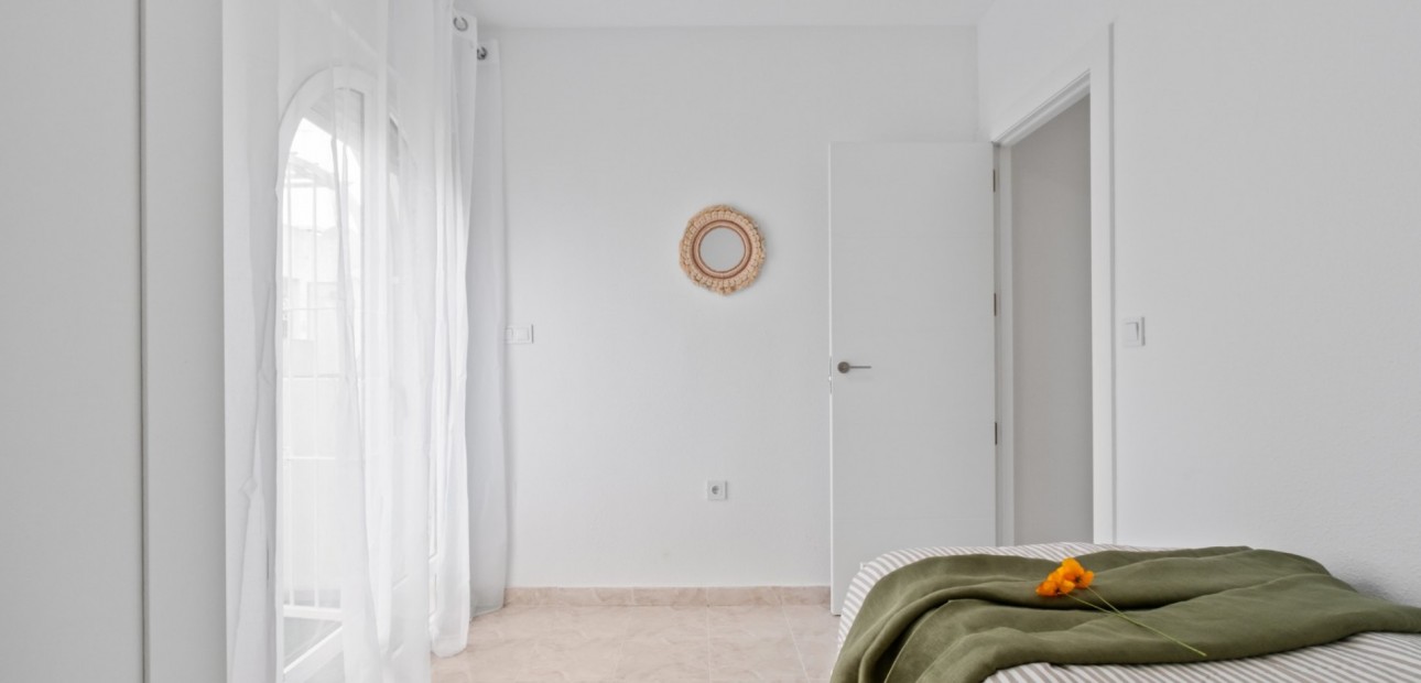 Sale - Townhouse -
Orihuela Costa - La Florida