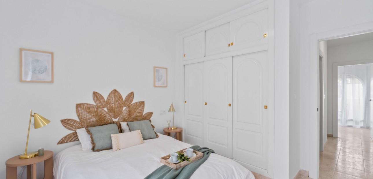 Sale - Townhouse -
Orihuela Costa - La Florida