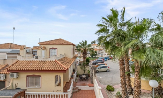 Sale - Townhouse -
Orihuela Costa - La Florida