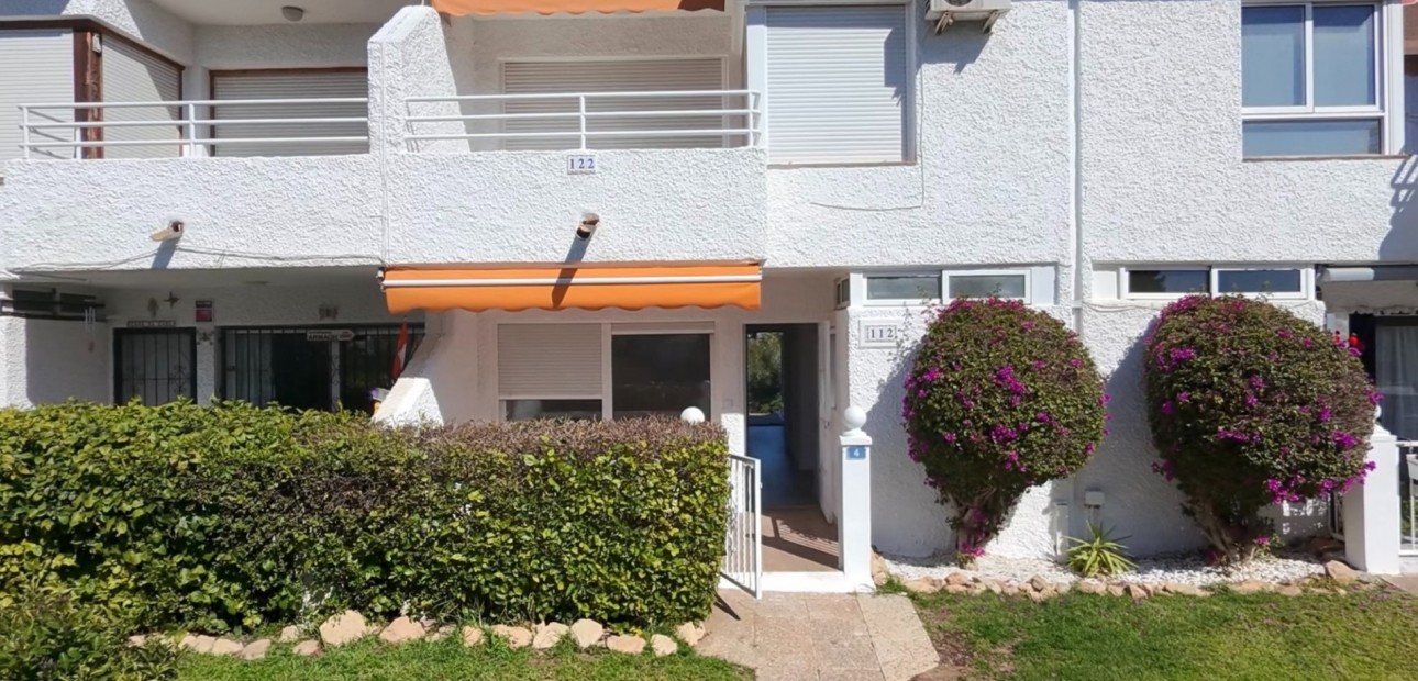 Sale - Apartment / flat -
Orihuela Costa - Villamartin
