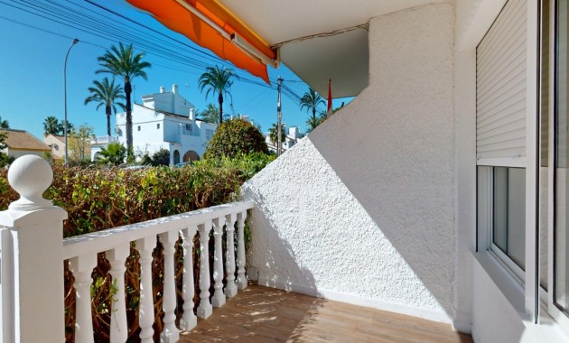Sale - Apartment / flat -
Orihuela Costa - Villamartin