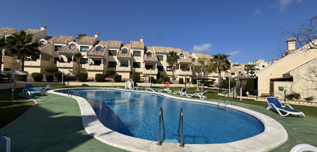 Sale - Apartment / flat -
Orihuela Costa - Lomas de Campoamor