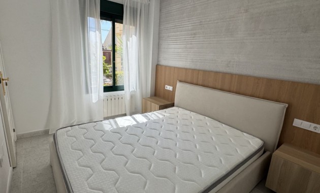 Sale - Apartment / flat -
Orihuela Costa - Lomas de Campoamor