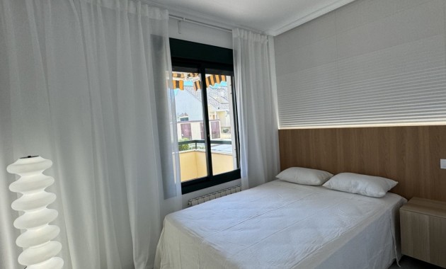 Sale - Apartment / flat -
Orihuela Costa - Lomas de Campoamor