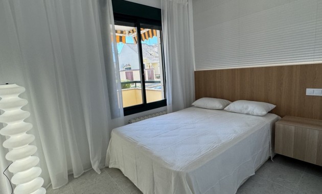 Sale - Apartment / flat -
Orihuela Costa - Lomas de Campoamor