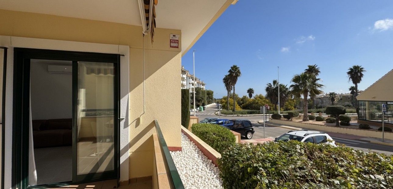Sale - Apartment / flat -
Orihuela Costa - Lomas de Campoamor