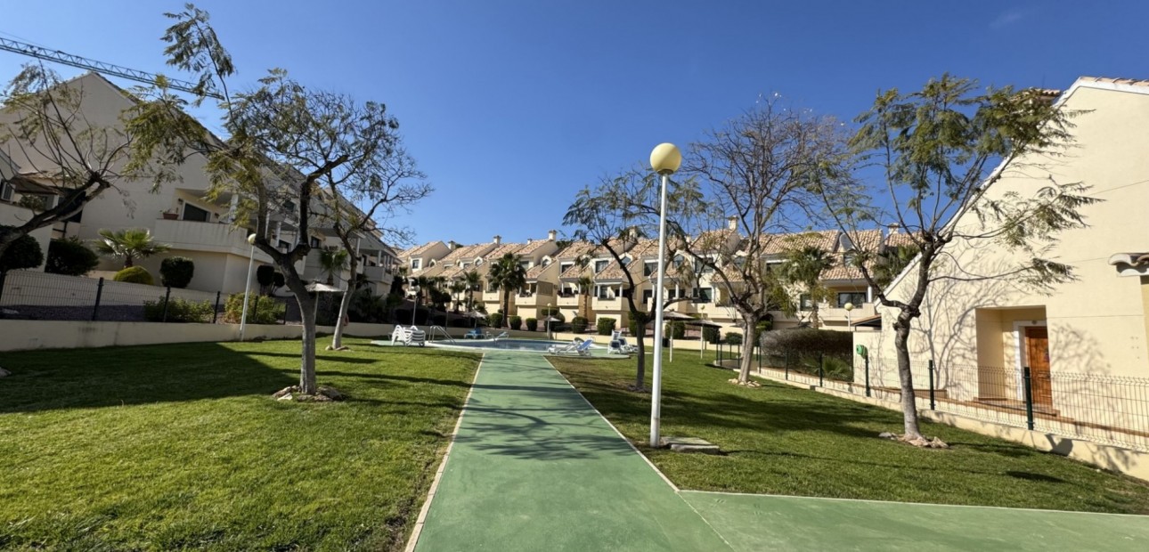 Sale - Apartment / flat -
Orihuela Costa - Lomas de Campoamor