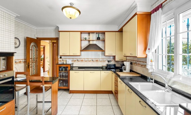 Sale - Detached Villa -
Torrevieja - Torrelamata - La Mata