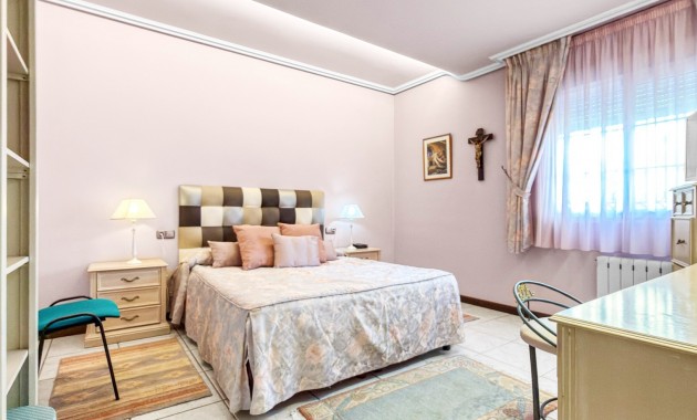 Sale - Detached Villa -
Torrevieja - Torrelamata - La Mata