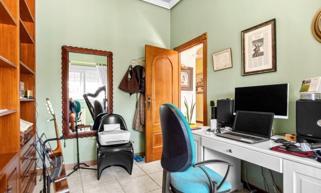 Sale - Detached Villa -
Torrevieja - Torrelamata - La Mata