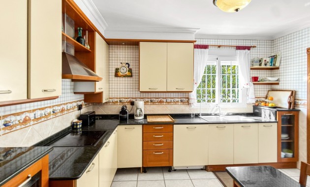 Sale - Detached Villa -
Torrevieja - Torrelamata - La Mata