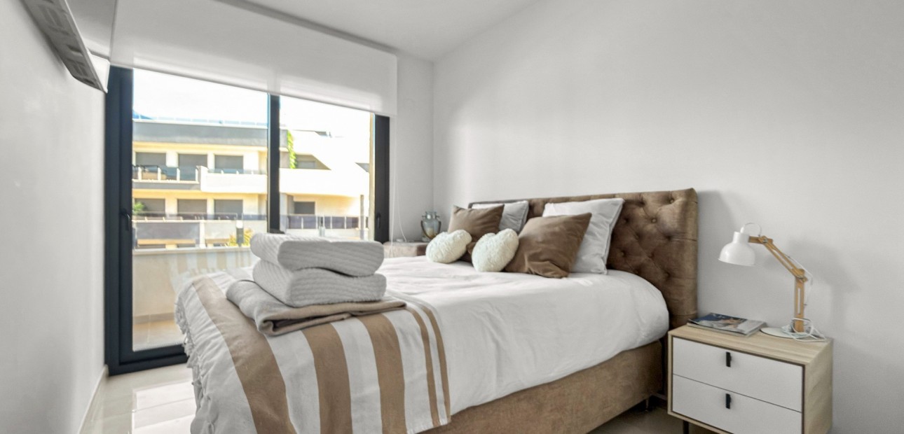 Sale - Apartment / flat -
Orihuela Costa - Playa Flamenca