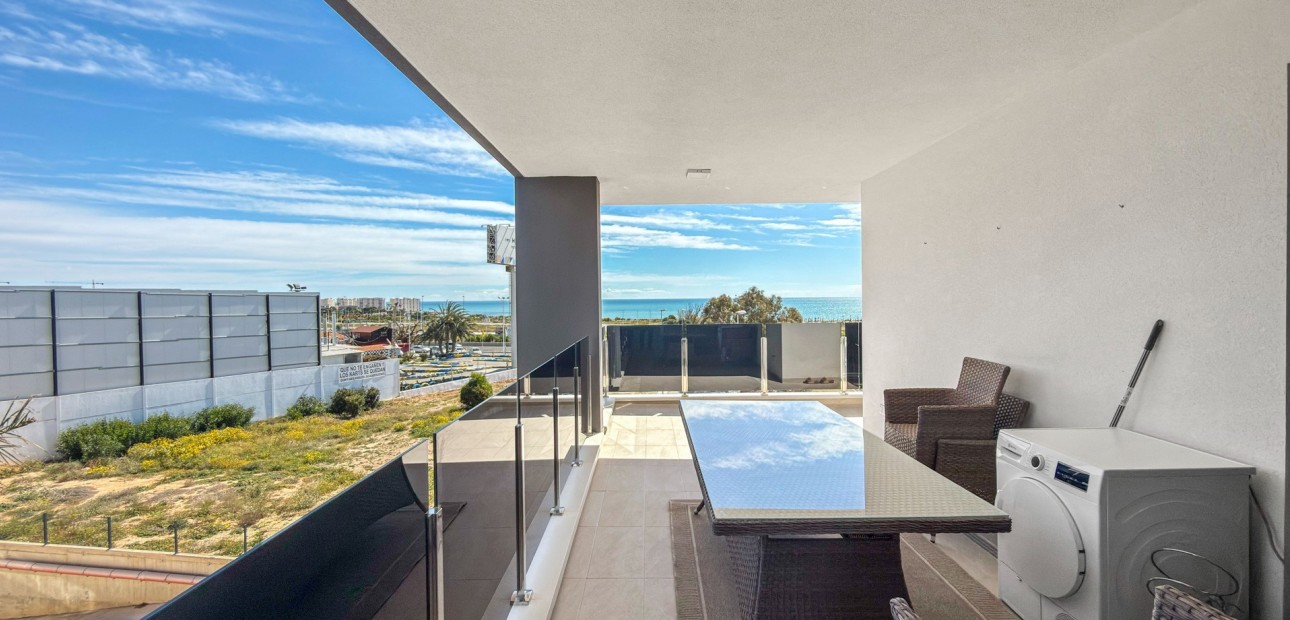 Sale - Apartment / flat -
Orihuela Costa - Playa Flamenca