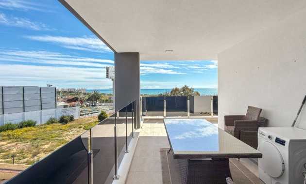 Sale - Apartment / flat -
Orihuela Costa - Playa Flamenca