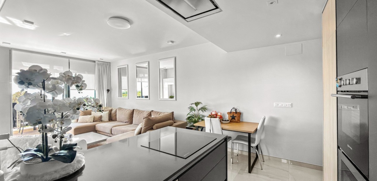 Sale - Apartment / flat -
Orihuela Costa - Playa Flamenca