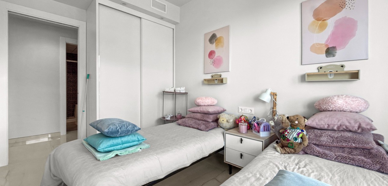 Sale - Apartment / flat -
Orihuela Costa - Playa Flamenca