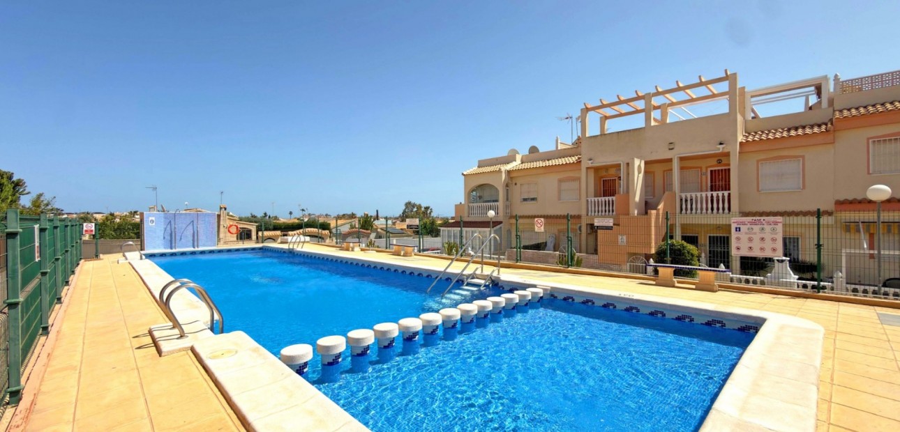 Sale - Townhouse -
Orihuela Costa - La Florida