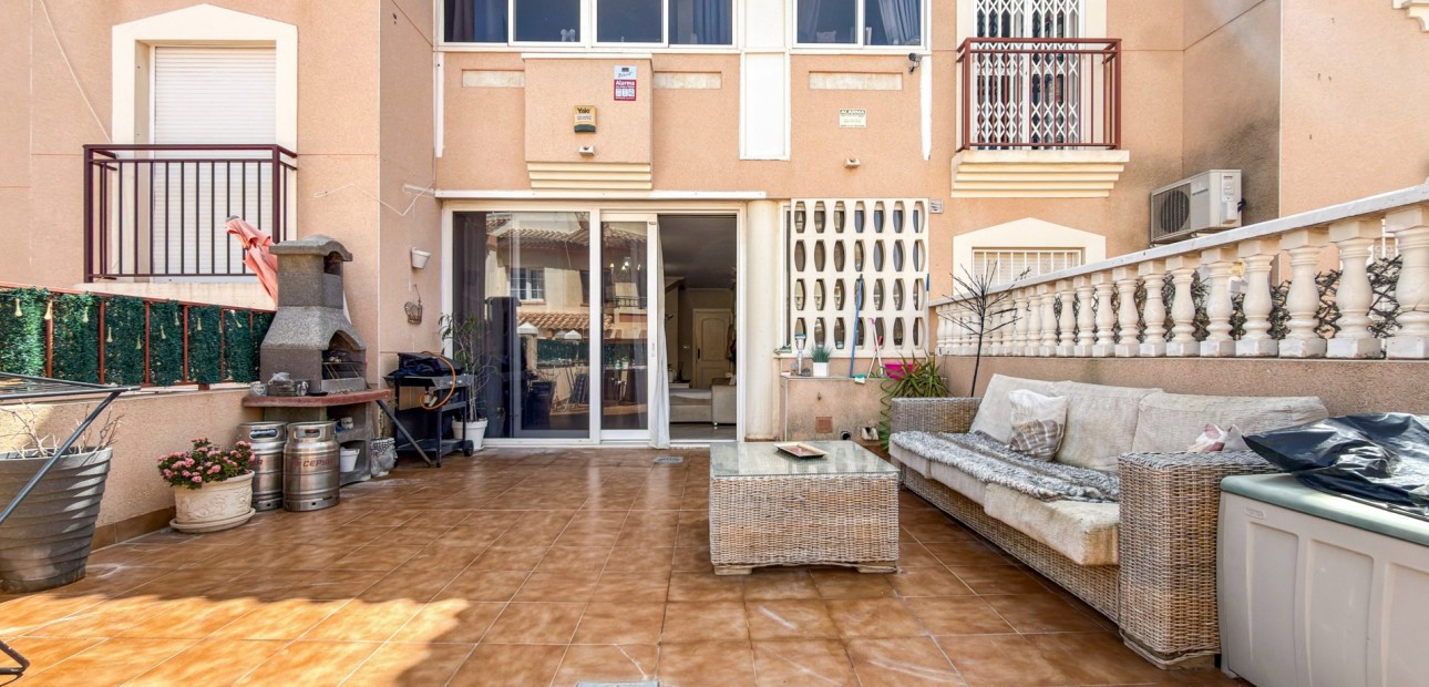 Sale - Townhouse -
Orihuela Costa - La Florida
