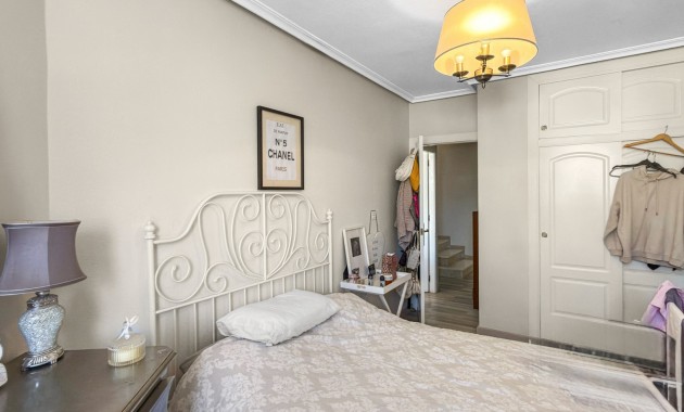 Sale - Townhouse -
Orihuela Costa - La Florida